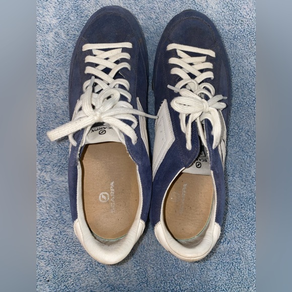 EUC | 2 pair | Scarpa | R5T | Elephant Gray or Blue | Size 42.5 | Casual Shoe - Picture 4 of 16